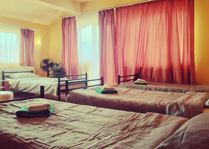 Family Or Friends Hostel Kluž